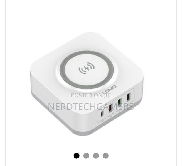 Ldnio 5 in 1 Charging Station 32w · Photo 2
