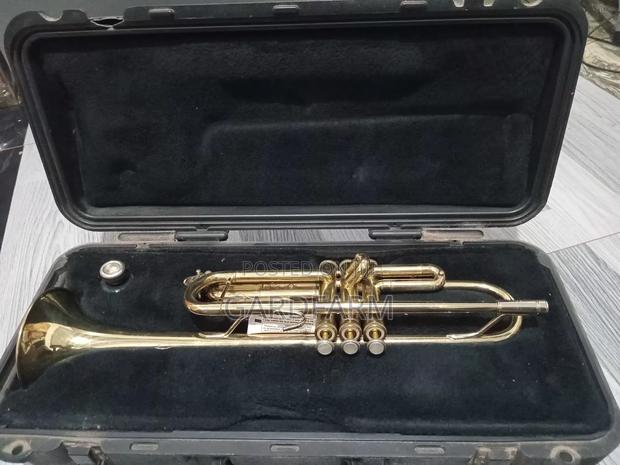 Trumpet, Original Golden Usa Bach · Photo 3