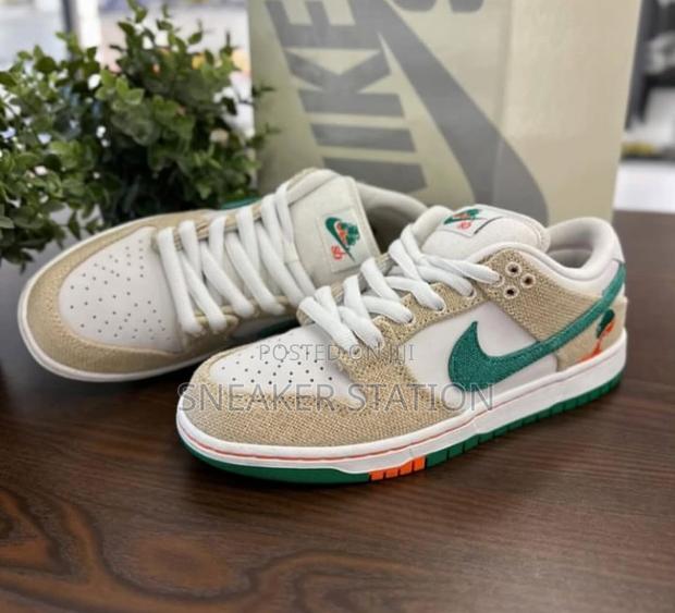 Nike Sb Dunk Jarritos Sneaker · Photo 2