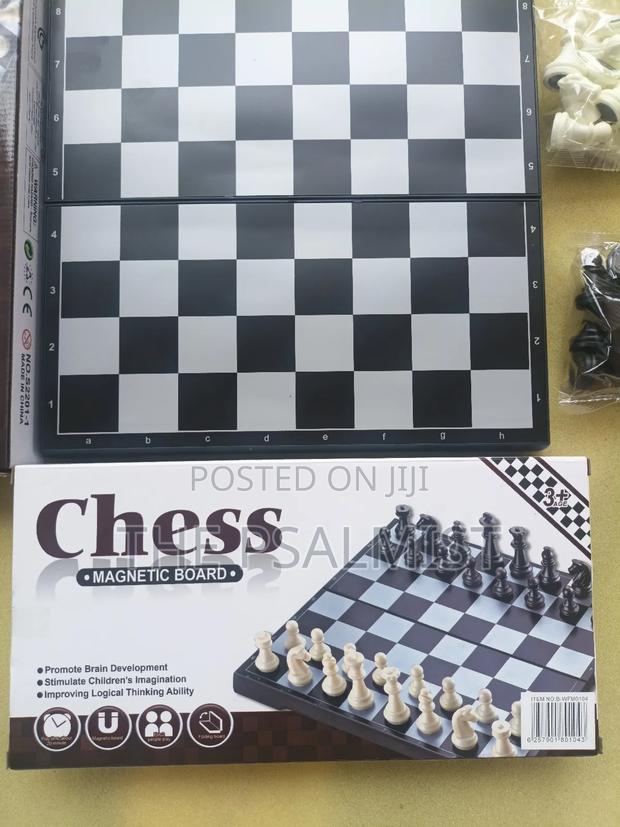 Chess Magnetic Board( Foldable) · Photo 3