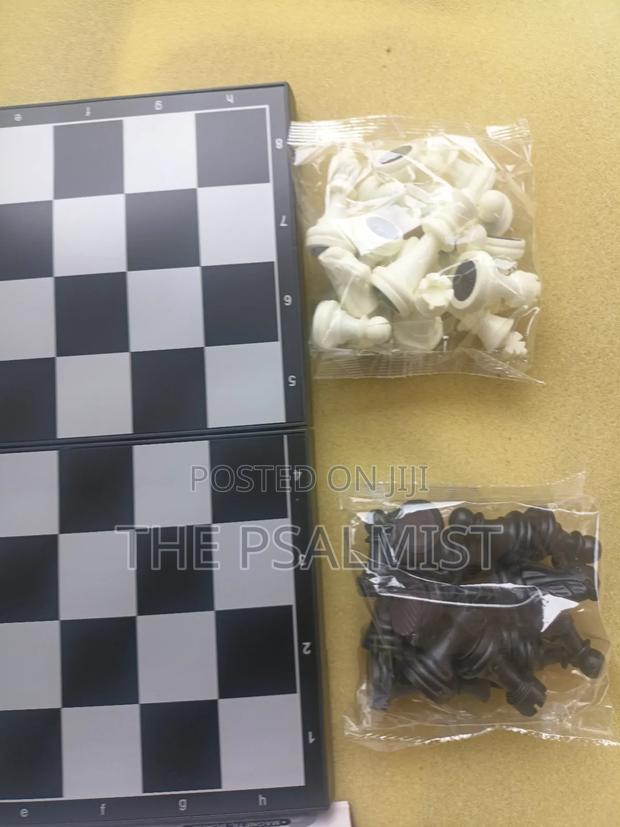 Chess Magnetic Board( Foldable) · Photo 4
