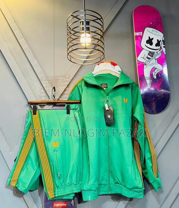 Butterfly Top N Down Available · Photo 3