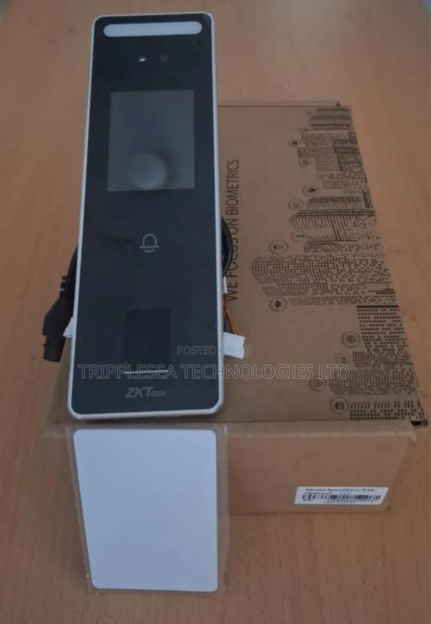 Zkteco Speedface-v3l Access Control Terminal Time Attendance Terminal · Photo 1