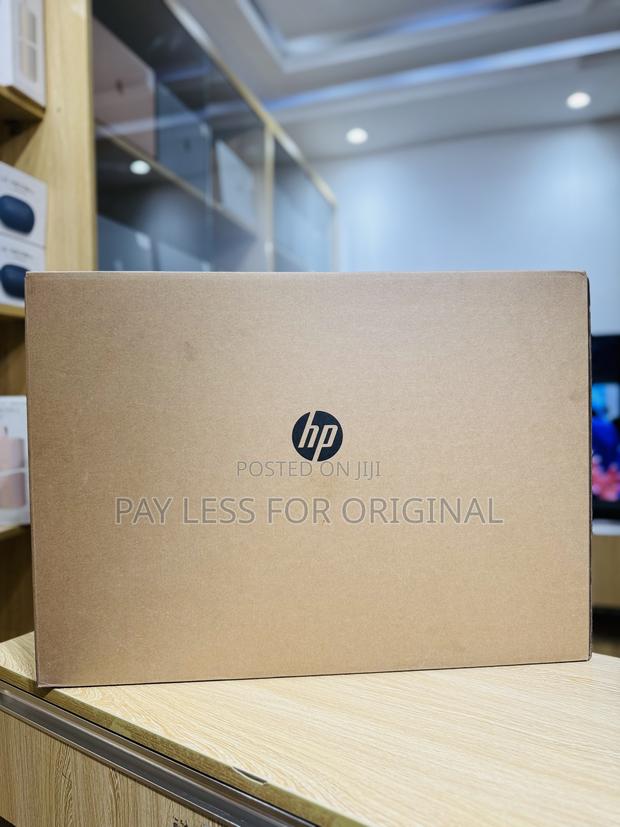 New HP ProOne 240 G10 All-in-One 8GB Intel Core i5 SSD 512GB · Photo 2