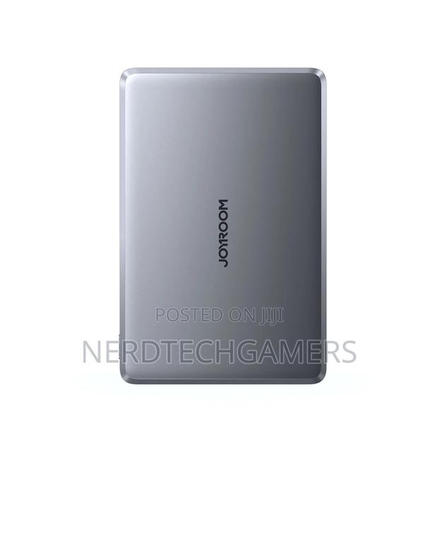 Joyroom Jr-Pbm08 20w Magnetic Wireless Power Bank 5000mah · Photo 5