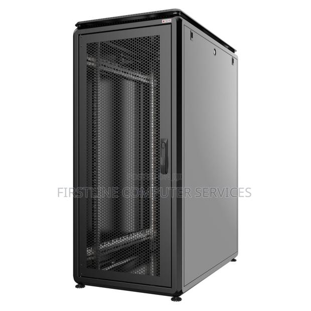 18u 800x1000 Deep Server Floor Cabinet Flat Pack Black · Photo 1