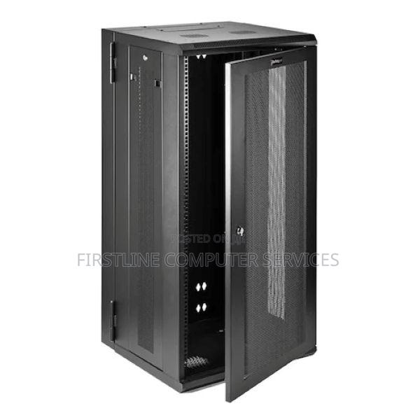 18u 800x1000 Deep Server Floor Cabinet Flat Pack Black · Photo 2