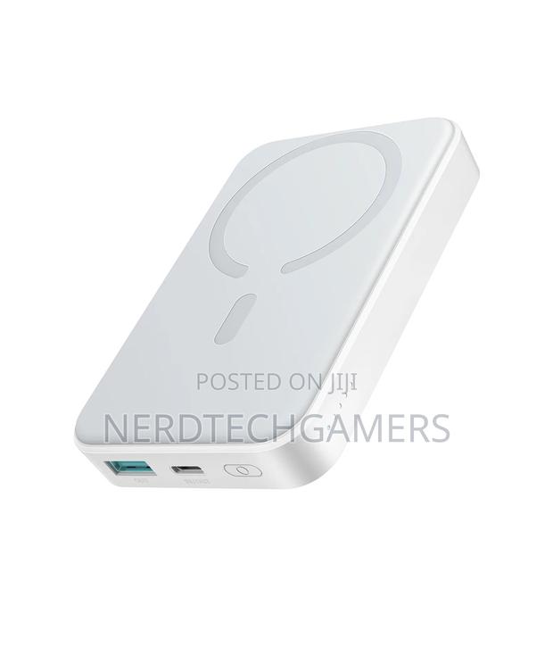 Joyroom Jr-W020 Mini 20w Power Bank 5000mah · Photo 1