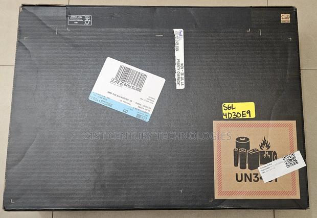 New Laptop Dell XPS 16 9640 32GB Intel Core Ultra 9 SSD 1T · Photo 2