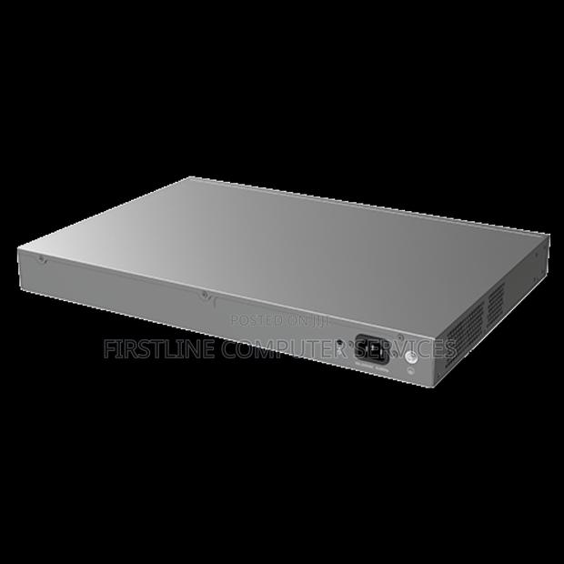 Grandstream 48 Port Layer 2+ Managed Network Switch · Photo 3