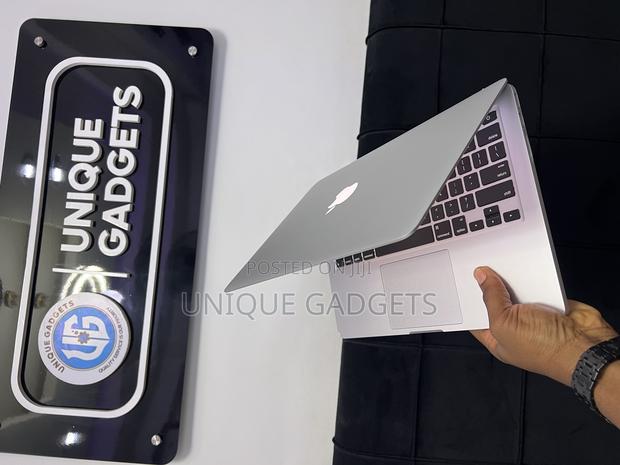 Laptop Apple MacBook Pro 2015 8GB Intel Core I5 SSD 128GB · Photo 3