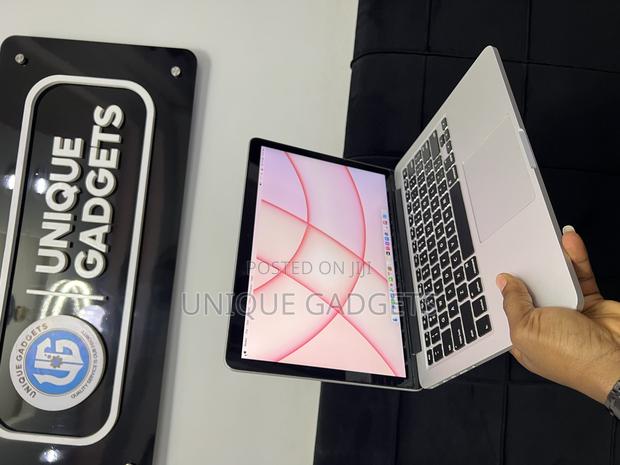 Laptop Apple MacBook Pro 2015 8GB Intel Core I5 SSD 128GB · Photo 2