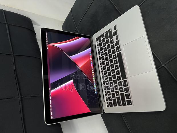 Laptop Apple MacBook Pro 2015 8GB Intel Core I5 SSD 256GB · Photo 1