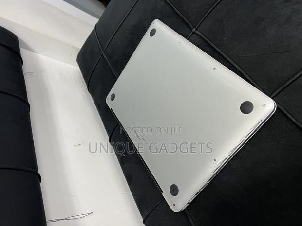 Laptop Apple MacBook Pro 2015 8GB Intel Core I5 SSD 256GB · Photo 5