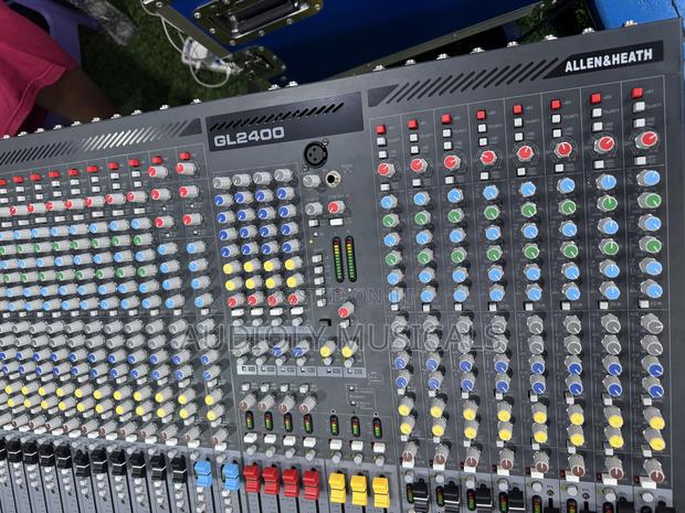 Allen and Heath 24 -Channel Raw Mixer · Photo 4
