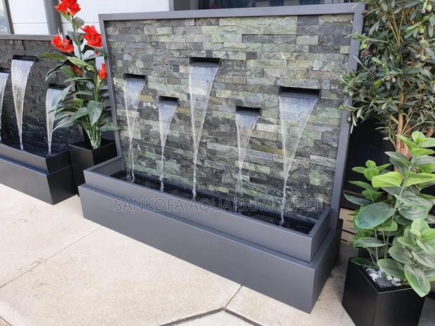 We Build Super Classic Wall Fountain · Photo 2