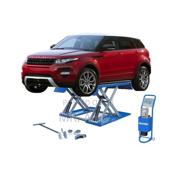 3000kg Mobile Midrise Scissor Car Lift With Control Panel · Photo 1
