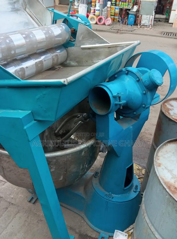 Bread Mixer and Roller With All Accessories Complete. · Photo 1