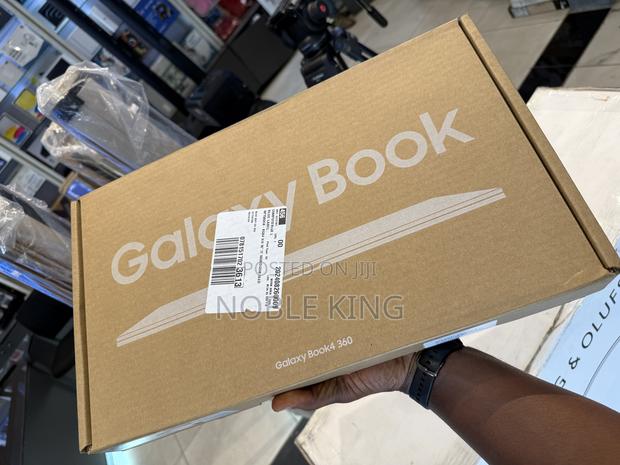 New Laptop Samsung Galaxy Book4 360 16GB Intel Core I7 SSD 512GB · Photo 4