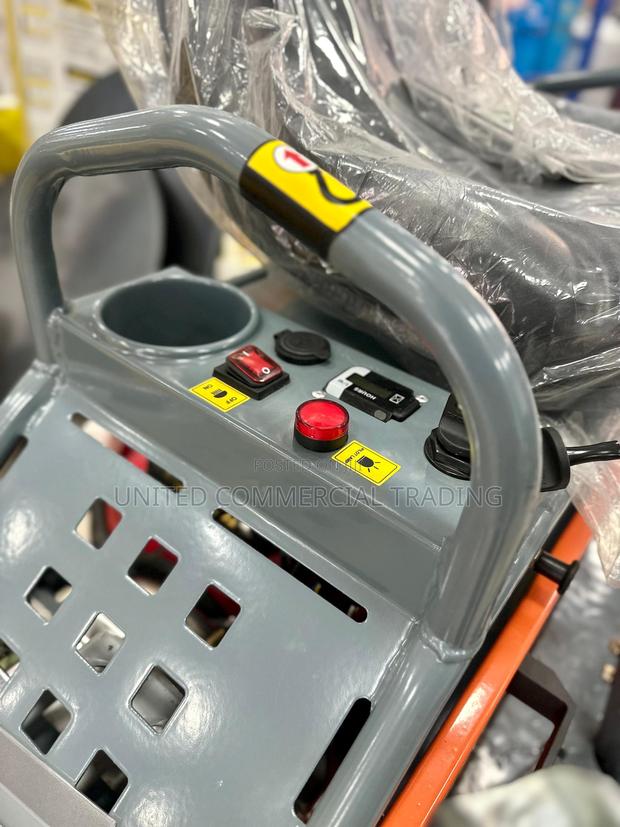Power Trowel · Photo 7