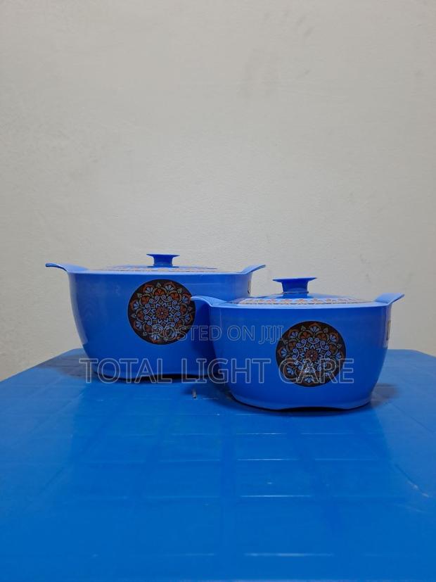 2 Piece Eskimo Golden Chef Casserole · Photo 1