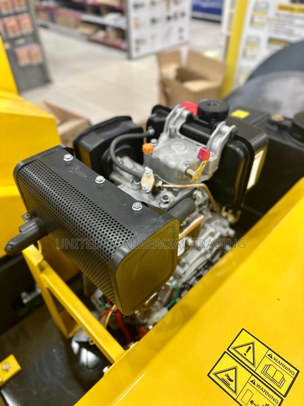 Road Roller · Photo 6