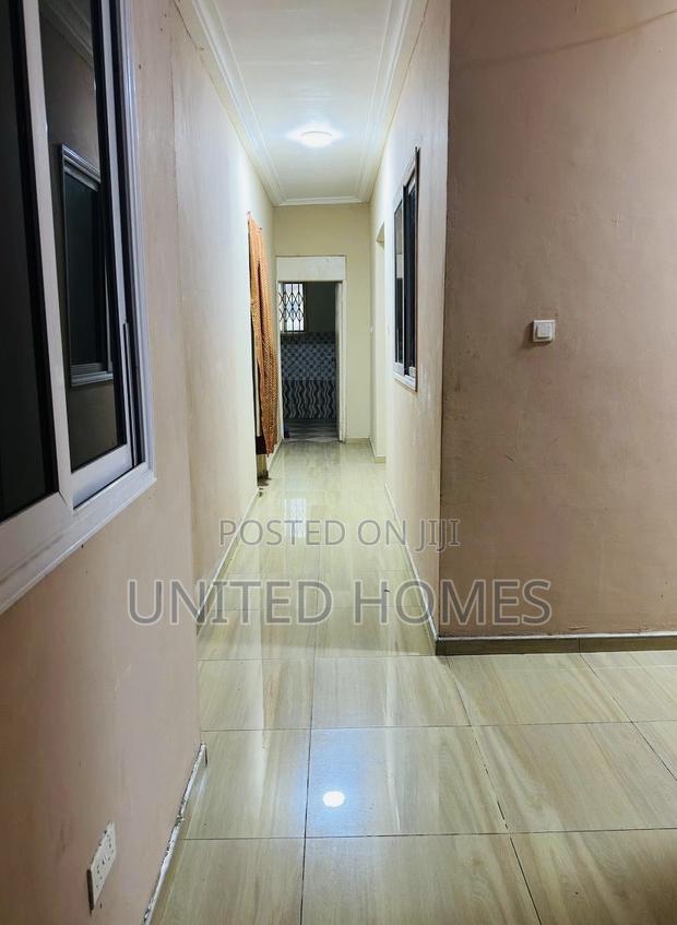 4bdrm House in Gbawe for sale · Photo 7