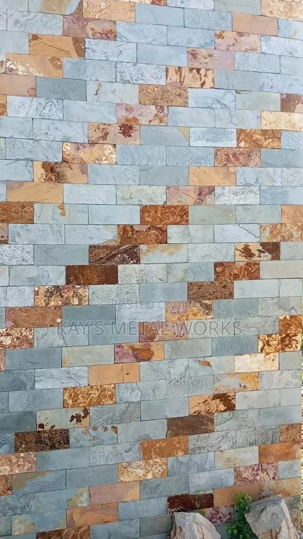 Brown Design Cut Stone | Wall Cladding | Decorative Stone Laying · Photo 1