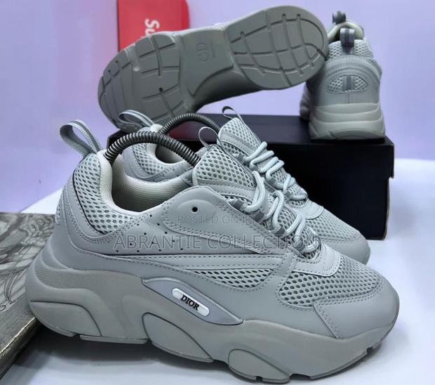 Dior Homme B22 Available · Photo 2