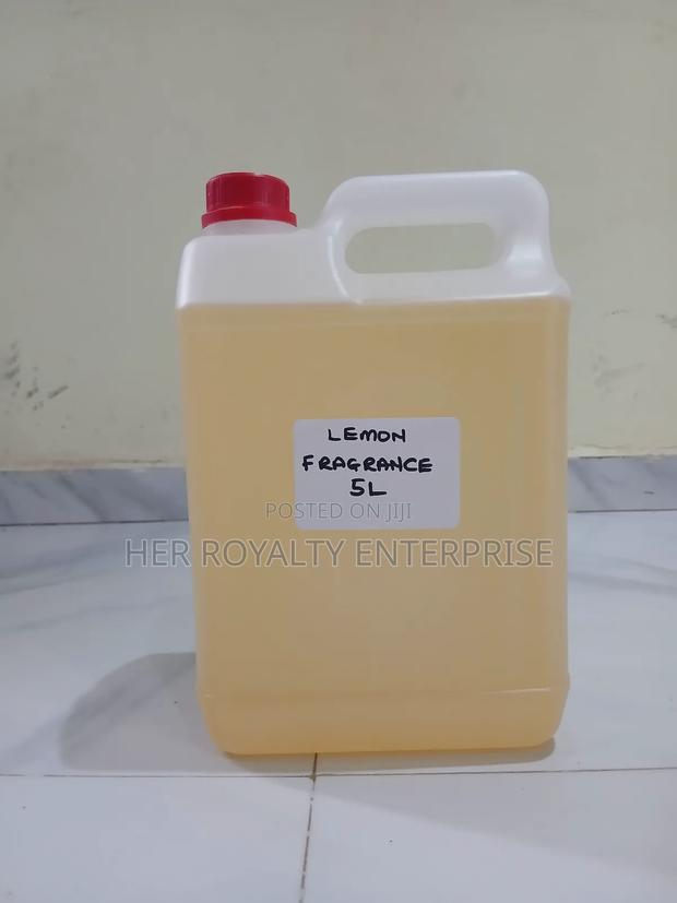 Lemon Fragrance for Production 5l · Photo 1
