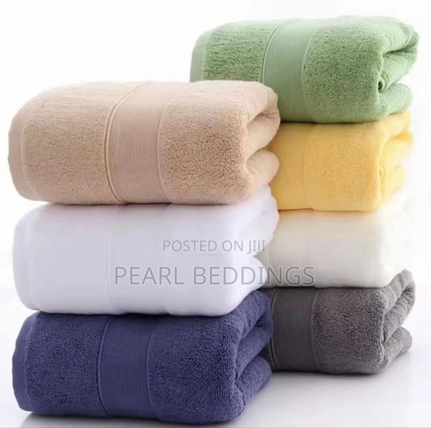 Quality 3pcs 1 Bath Towel and 2 Hand Towels Set Available in Colors · Photo 2