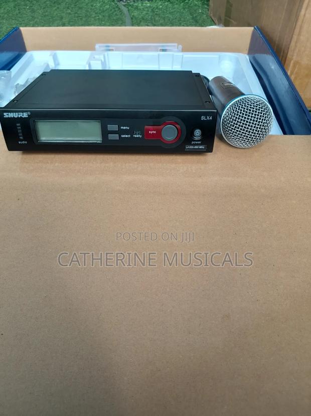 Shure SLX Microphone · Photo 3