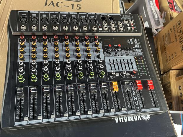 Mixing Console Ax8nv3 8 Channels · Photo 3
