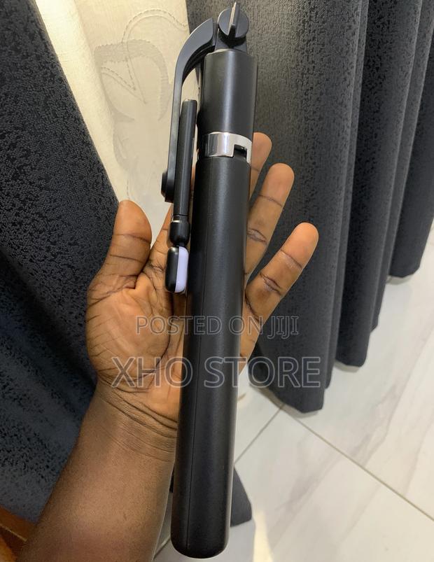 170cm Wireless Selfie/Long Tripod (Light, Remote) Stick · Photo 8