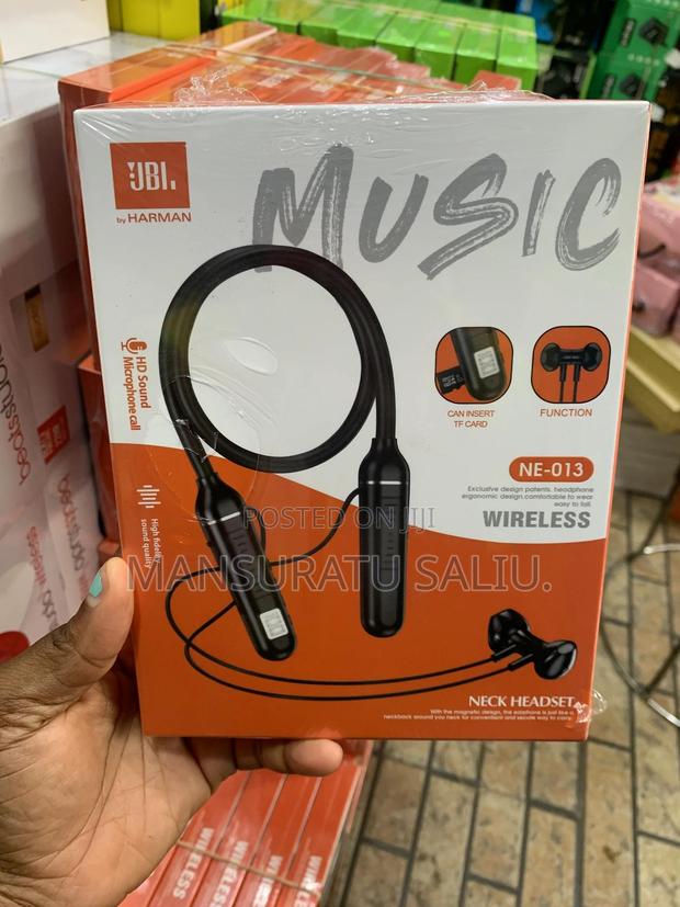 JBL Neck Band · Photo 2