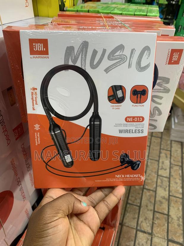 JBL Neck Band · Photo 1