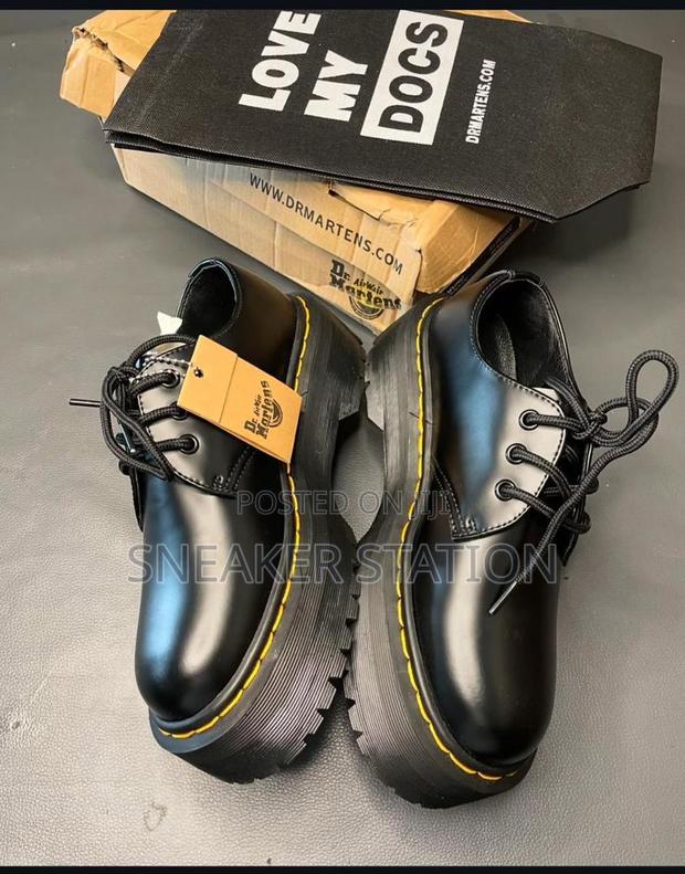Dr Martens Lace Up Shoes · Photo 2