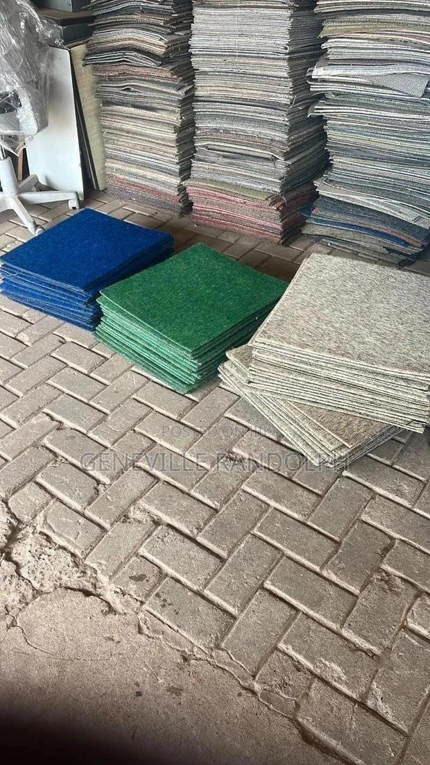 High Quality Carpet Tiles, Fixing and Installation. · Photo 3