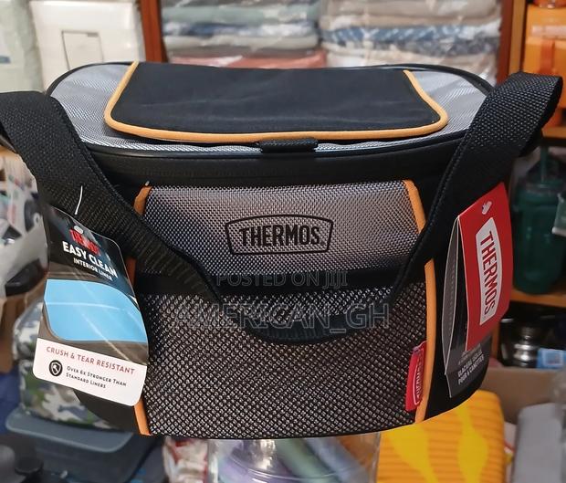 Thermos Insulated Lunch Bag · Photo 2