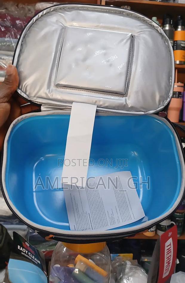 Thermos Insulated Lunch Bag · Photo 3