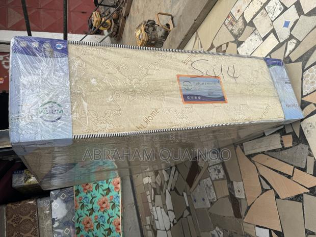15inches Super High Density Mattress for Sale · Photo 1