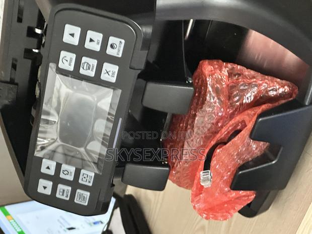 Double Pocket Value Counting Machine With Inbuilt Printer · Photo 1