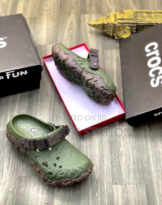 Original Crocs Clogs Slides · Photo 2