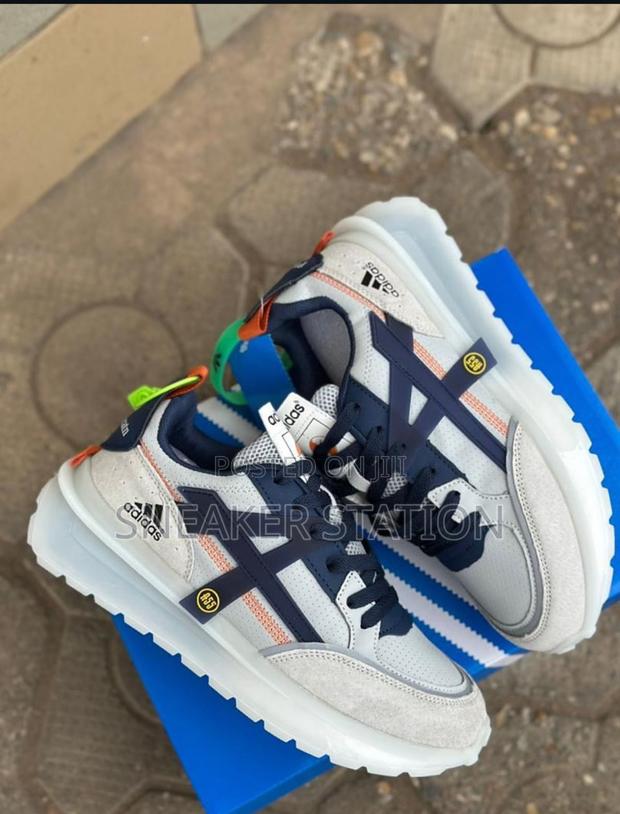 Adidas A55 Sneaker · Photo 2