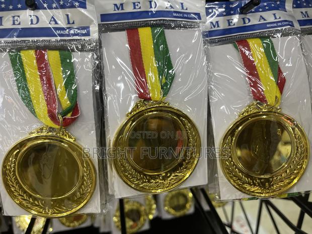 Award Medal · Photo 3