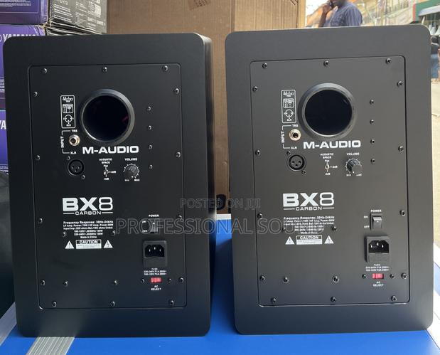 Bx8 Studio Monitor · Photo 3