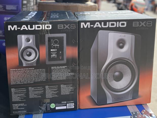 Bx8 Studio Monitor · Photo 4