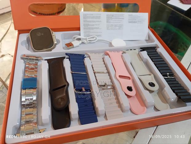 New Version Ultra 7-in-1 Straps Smart Watch - Multicolors · Photo 4