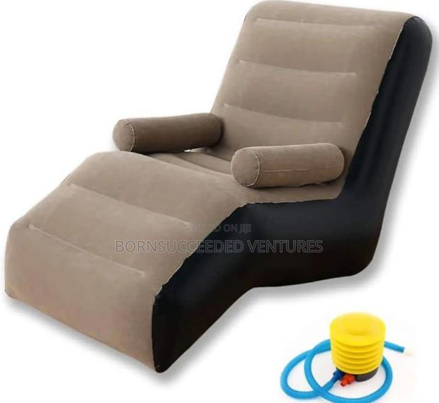 Inflatable and Portable Sofa Chair · Photo 1