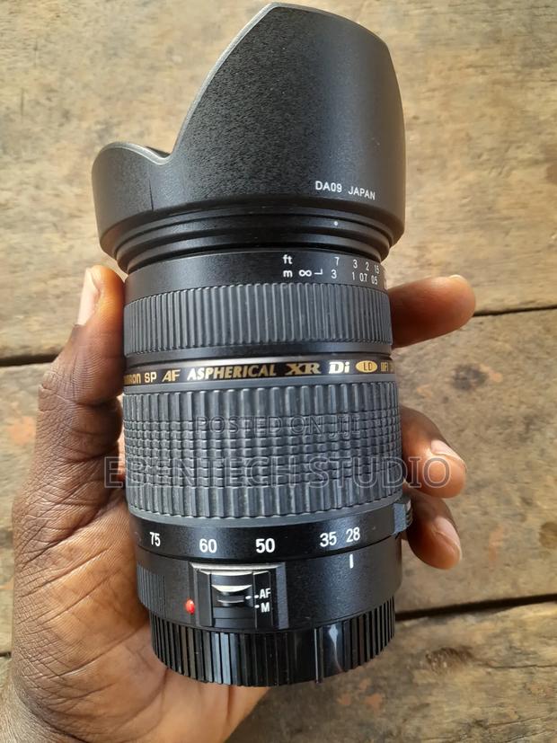 28-75mm Zoom F2.8 Wide Lens Tamron · Photo 3
